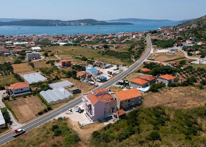 Apartament Marin *