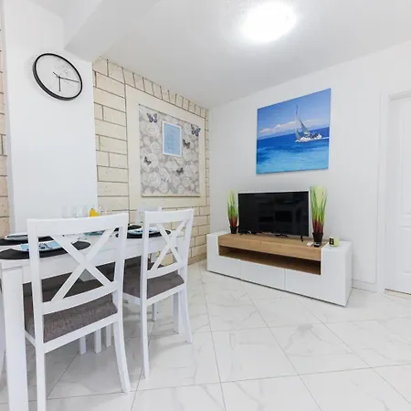 Marin Apartmán *