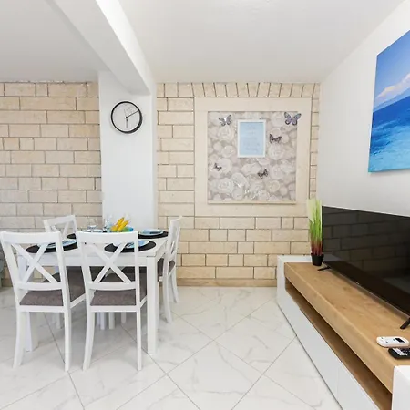 Marin Apartment Trogir