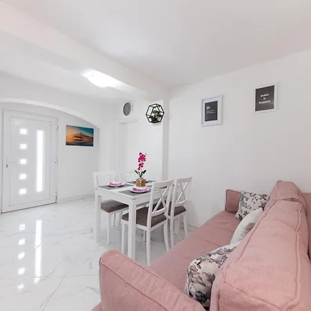 Marin Apartment Trogir