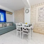 Marin شقة
