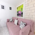 Marin تروغير