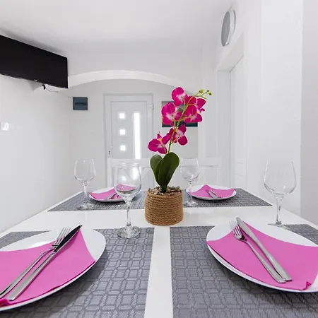 Marin Apartman